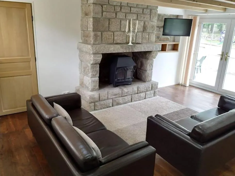 Bonne Chere, Family Friendly Cottage With Pool Lps Malguenac