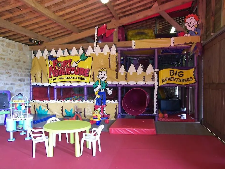Bonne Chere, Family Friendly Cottage With Pool Lps Malguenac 0*,